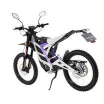 Moto cross eléctrica 79BIKE Falcon Pro RL en vista frontal en ángulo en color blanco