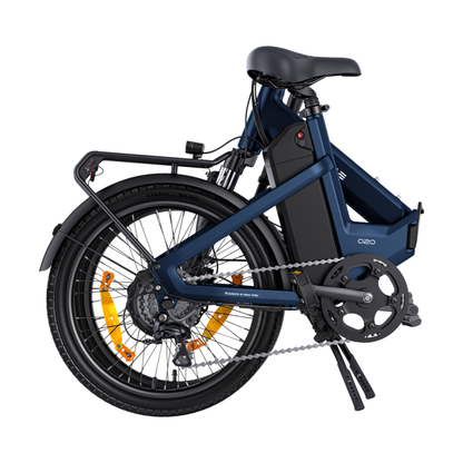 ENGWE O20 Boost plegada, vista lateral y trasera con portaequipajes, rueda trasera y cadena