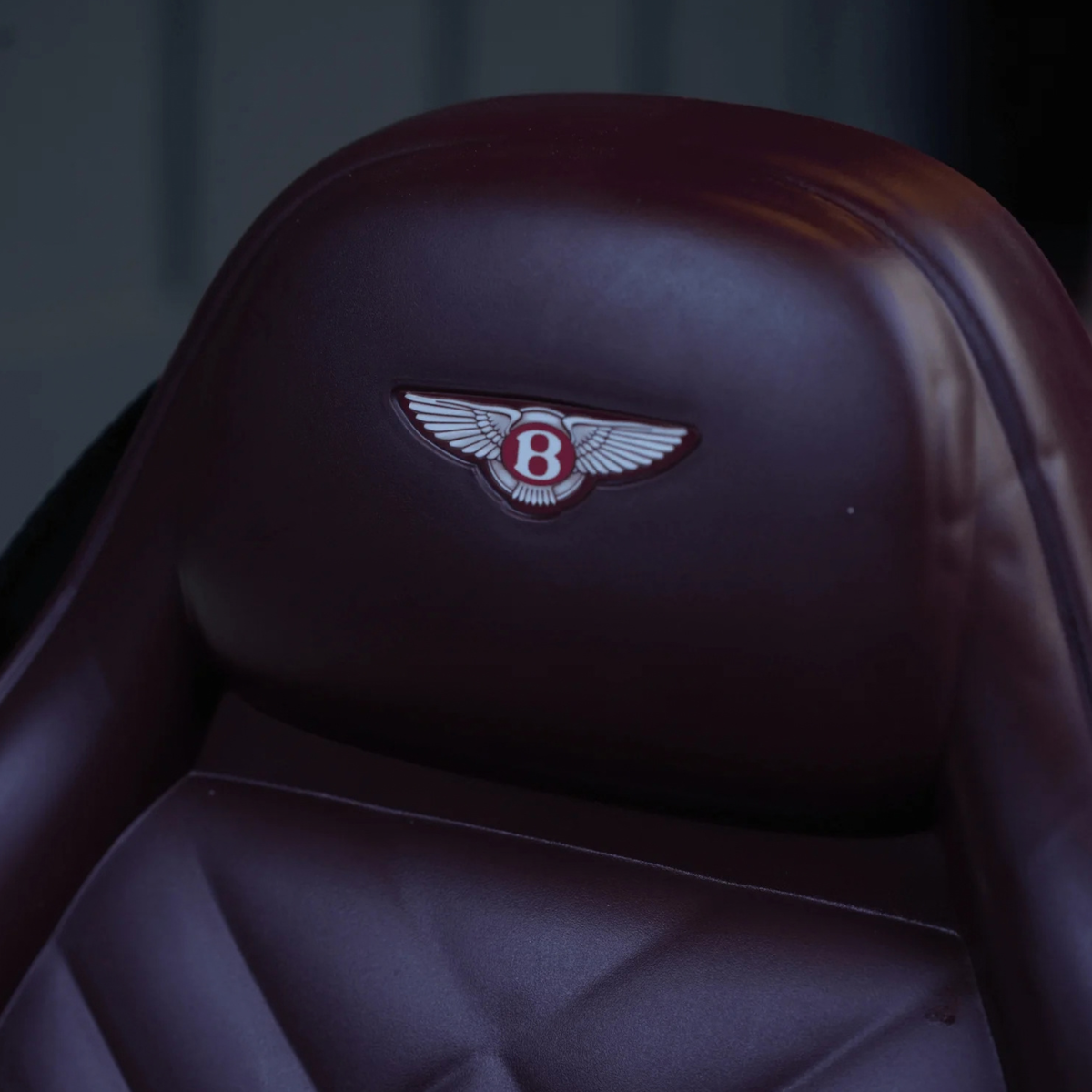 Coche eléctrico para niños Bentley EXP 12 - Wheelyshop