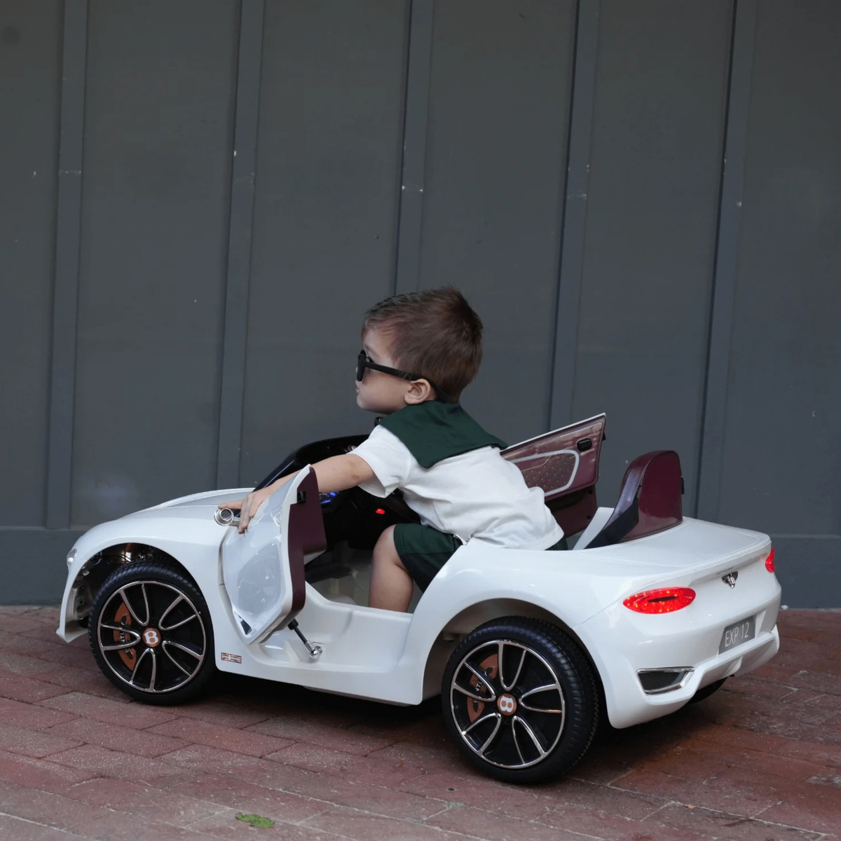 Coche eléctrico para niños Bentley EXP 12 - Wheelyshop