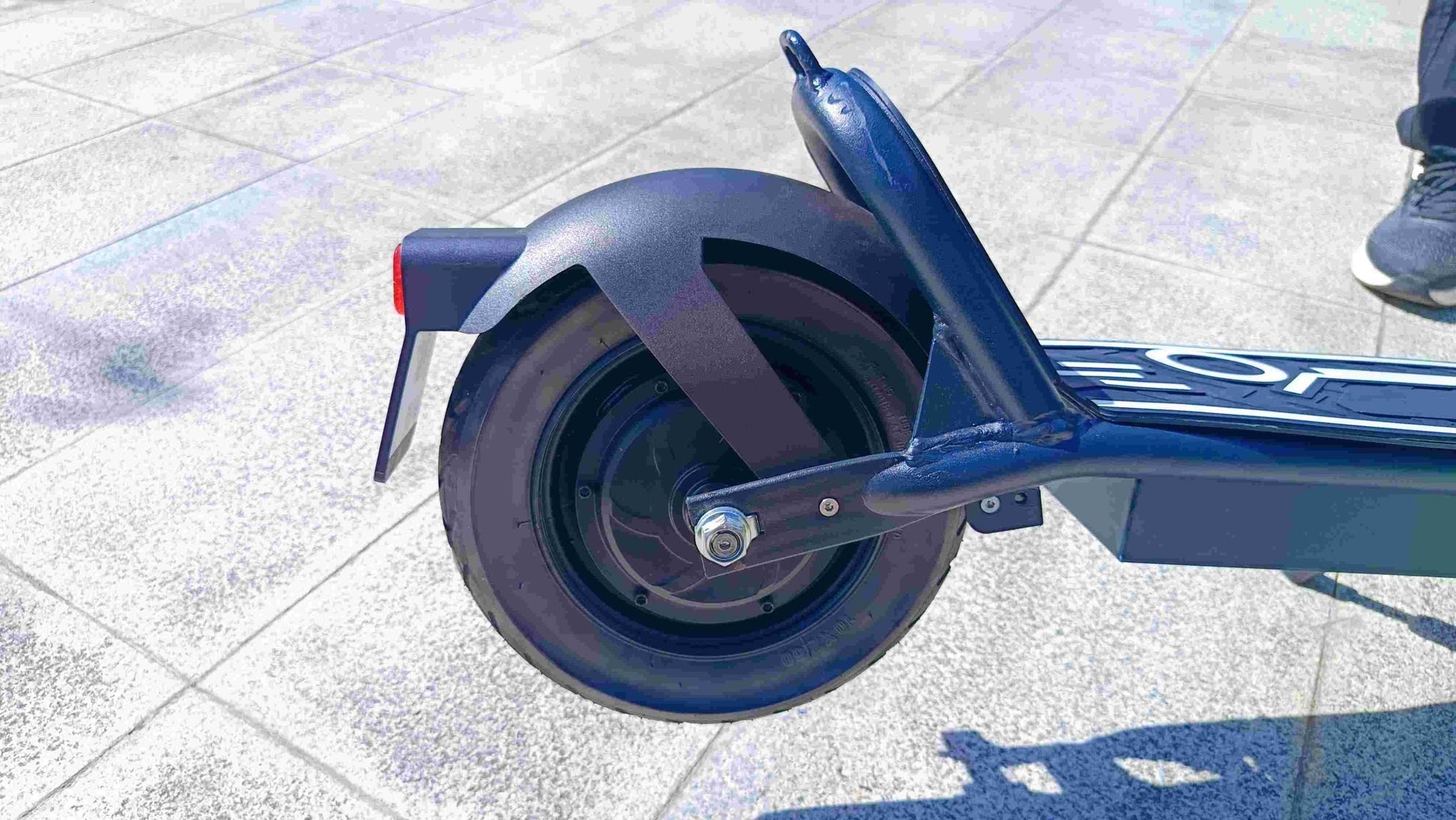 DriveTron DT01 - Electric scooter - Wheelyshop