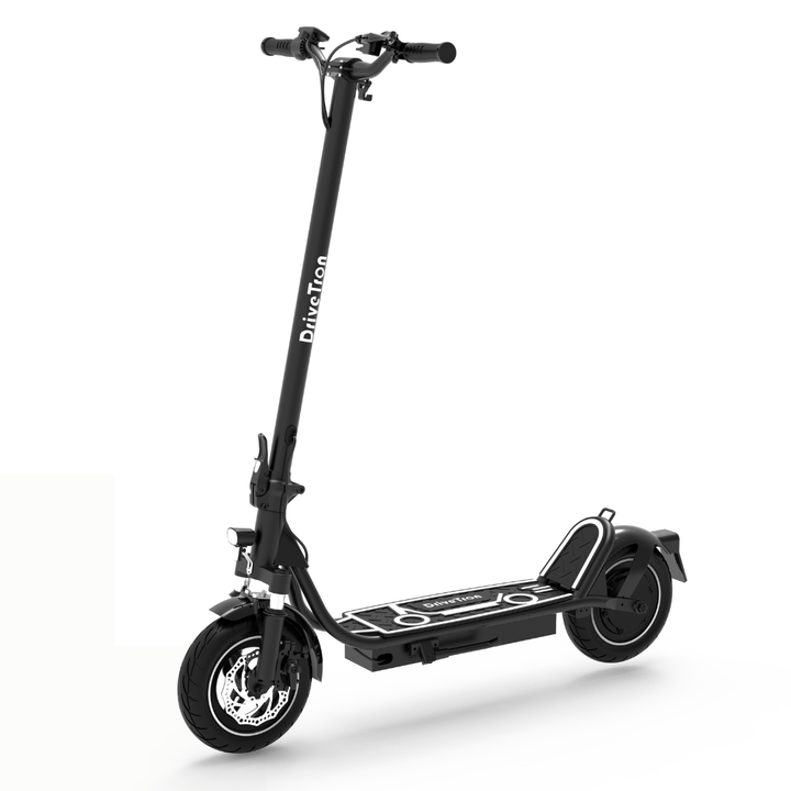 Patinete eléctrico DriveTron DT01 en vista frontal en ángulo