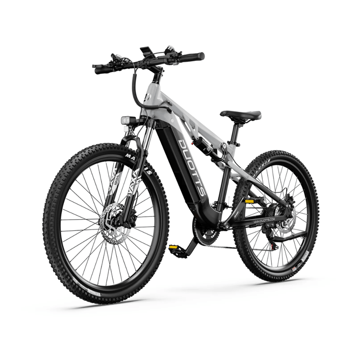 Bicicleta eléctrica de montaña Duotts E29 en vista frontal en ángulo en color gris