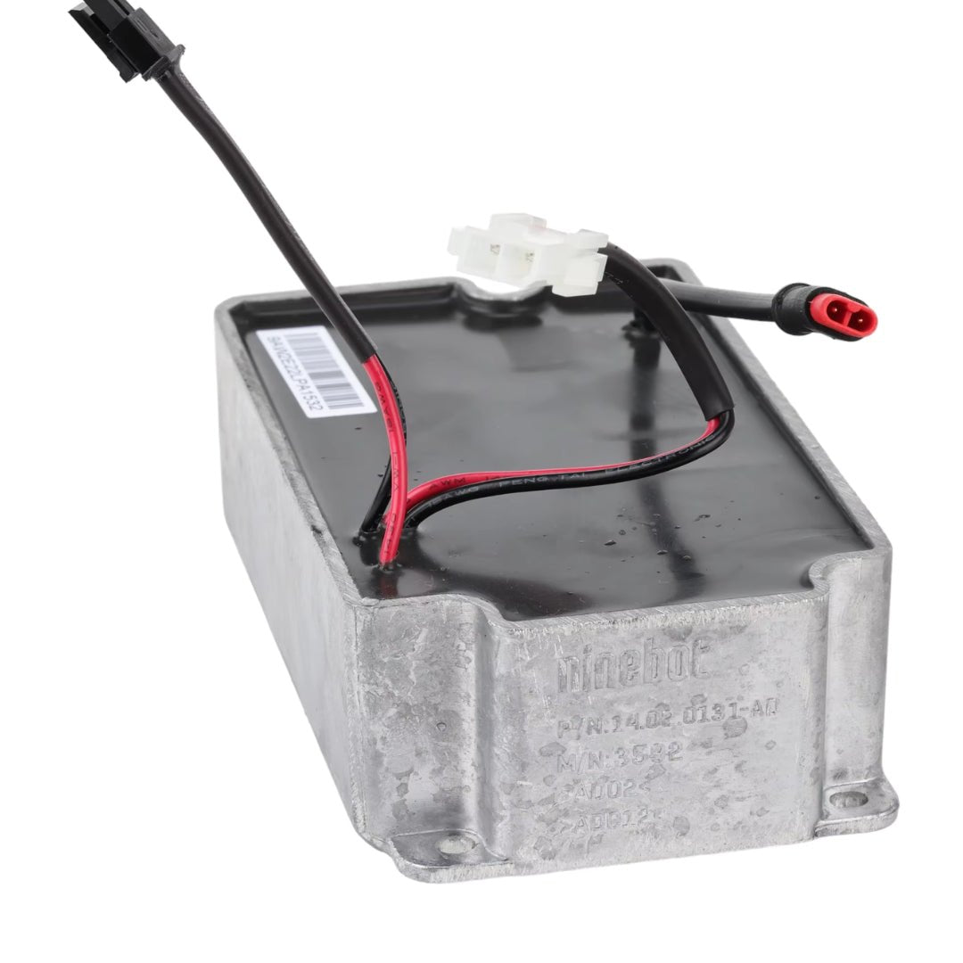 Built-in charger Ninebot G2 - Spare part - Wheelyshop