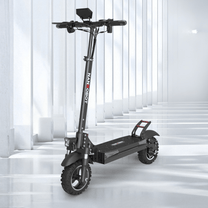 Patinete eléctrico Nanrobot T1 en vista frontal en ángulo en interior