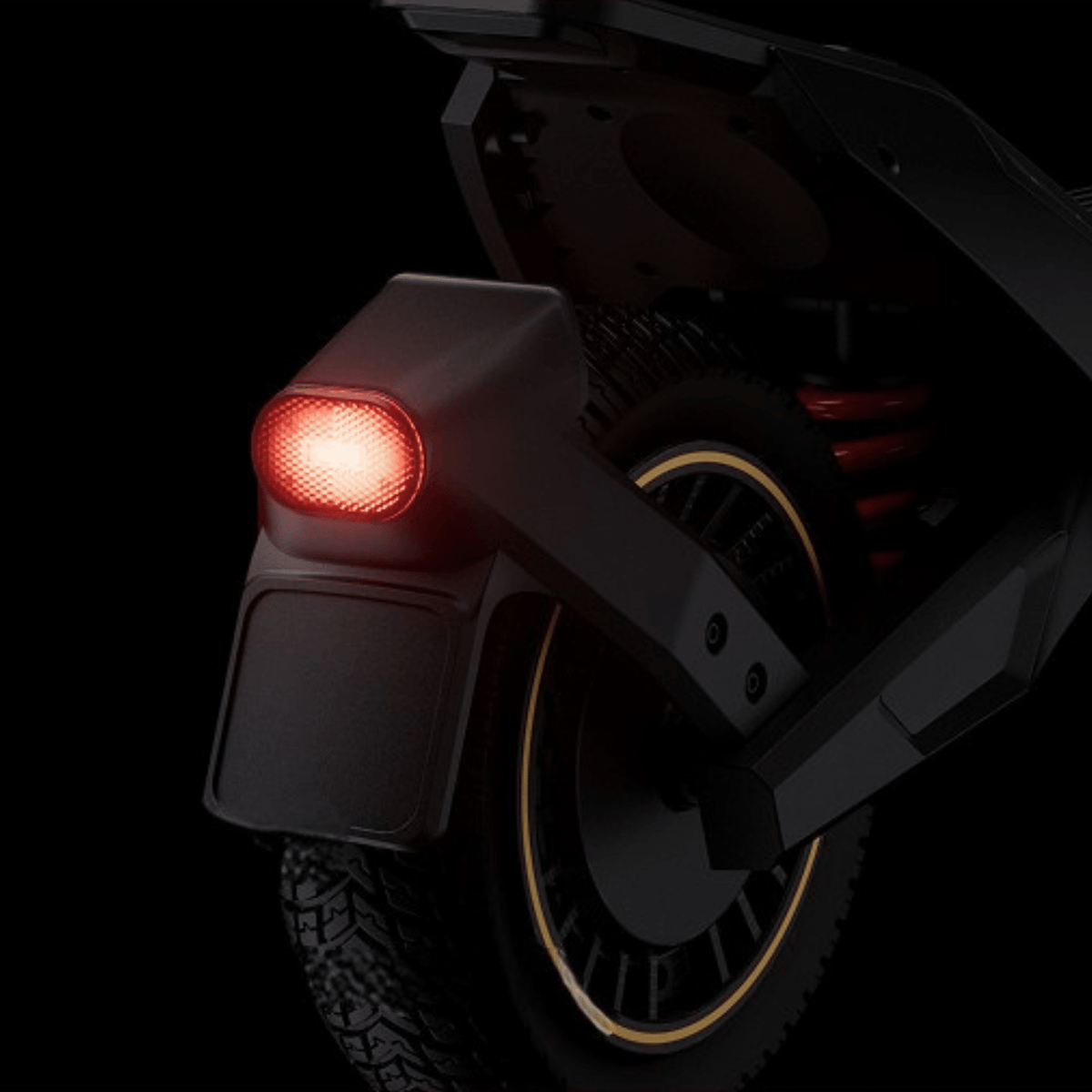 Luz trasera del NAVEE NT5 Ultra X encendida