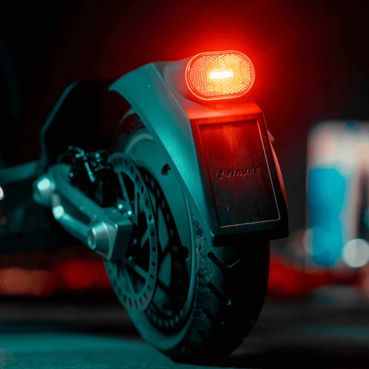 Luz trasera del NAVEE ST3 Pro