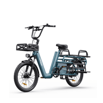 Bicicleta eléctrica OneSport OT01 vista de lado sobre la pata de cabra