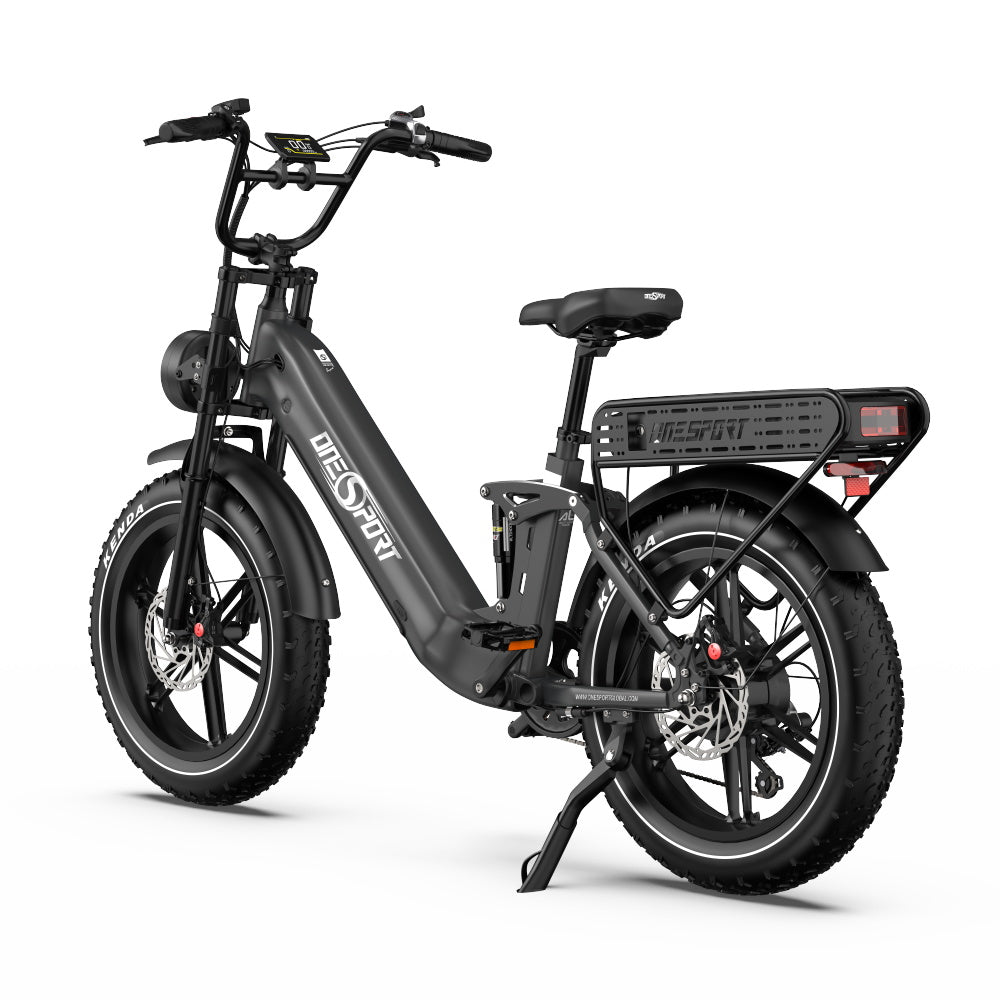 Bicicleta eléctrica fat bike OneSport OT08 Pro en vista frontal en ángulo en color gris sobre la pata de cabra