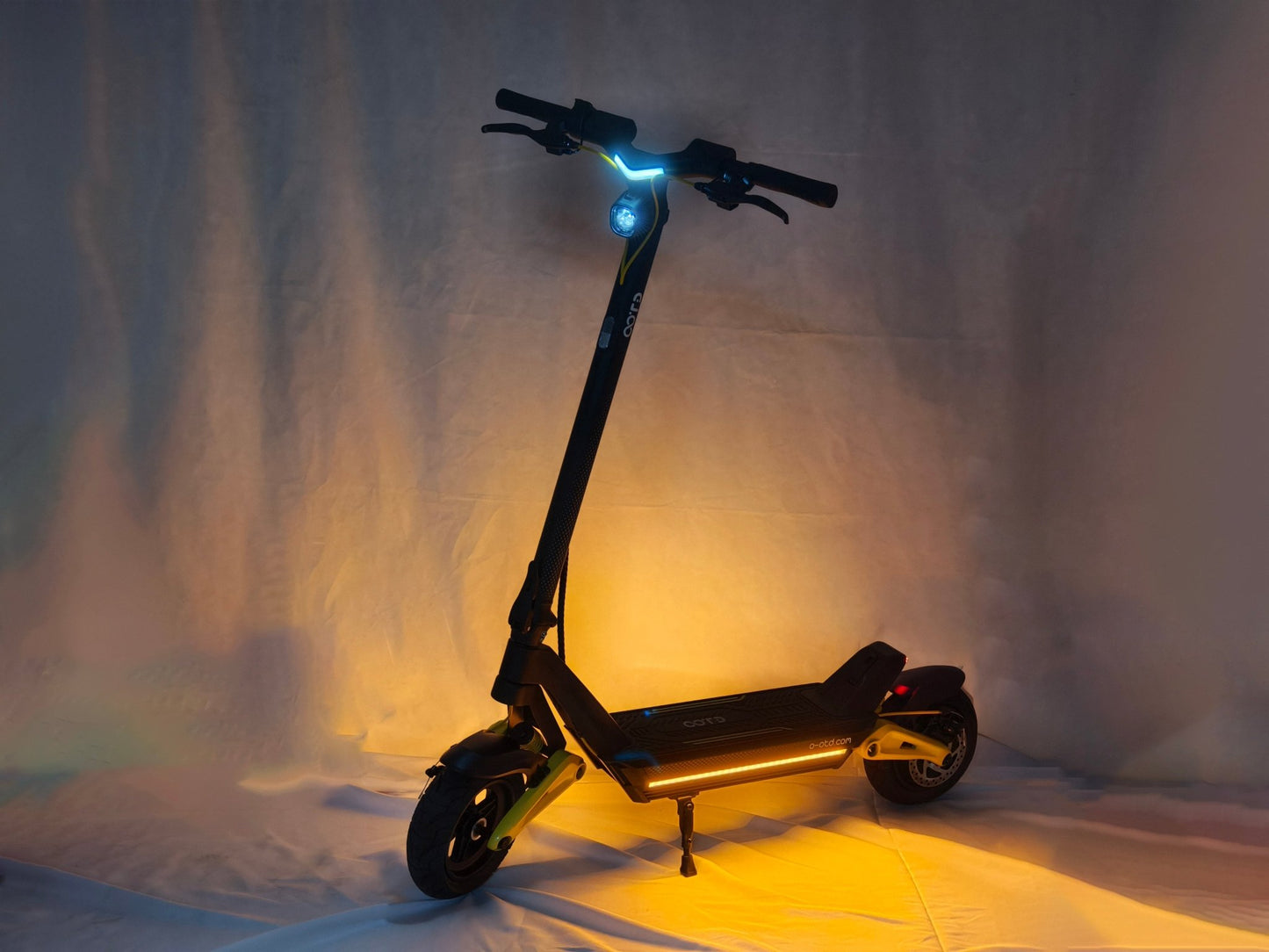 OOTD S10 - Electric scooter - Wheelyshop