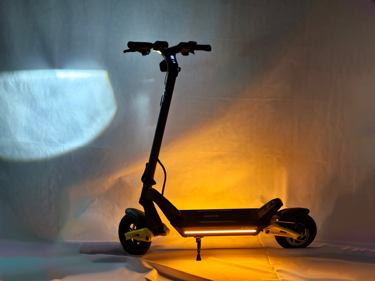OOTD S10 - Electric scooter - Wheelyshop