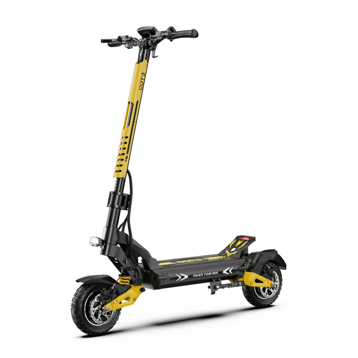 Patinete eléctrico OOTD SR3 en vista frontal en ángulo