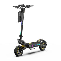 Patinete eléctrico OOTD T10 Pro en vista frontal en ángulo