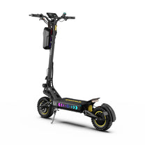 Patinete eléctrico OOTD T10 Pro en vista frontal en ángulo
