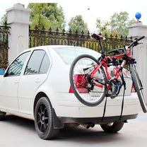 Portabicicletas inteligente Pro con bicicletas en un coche