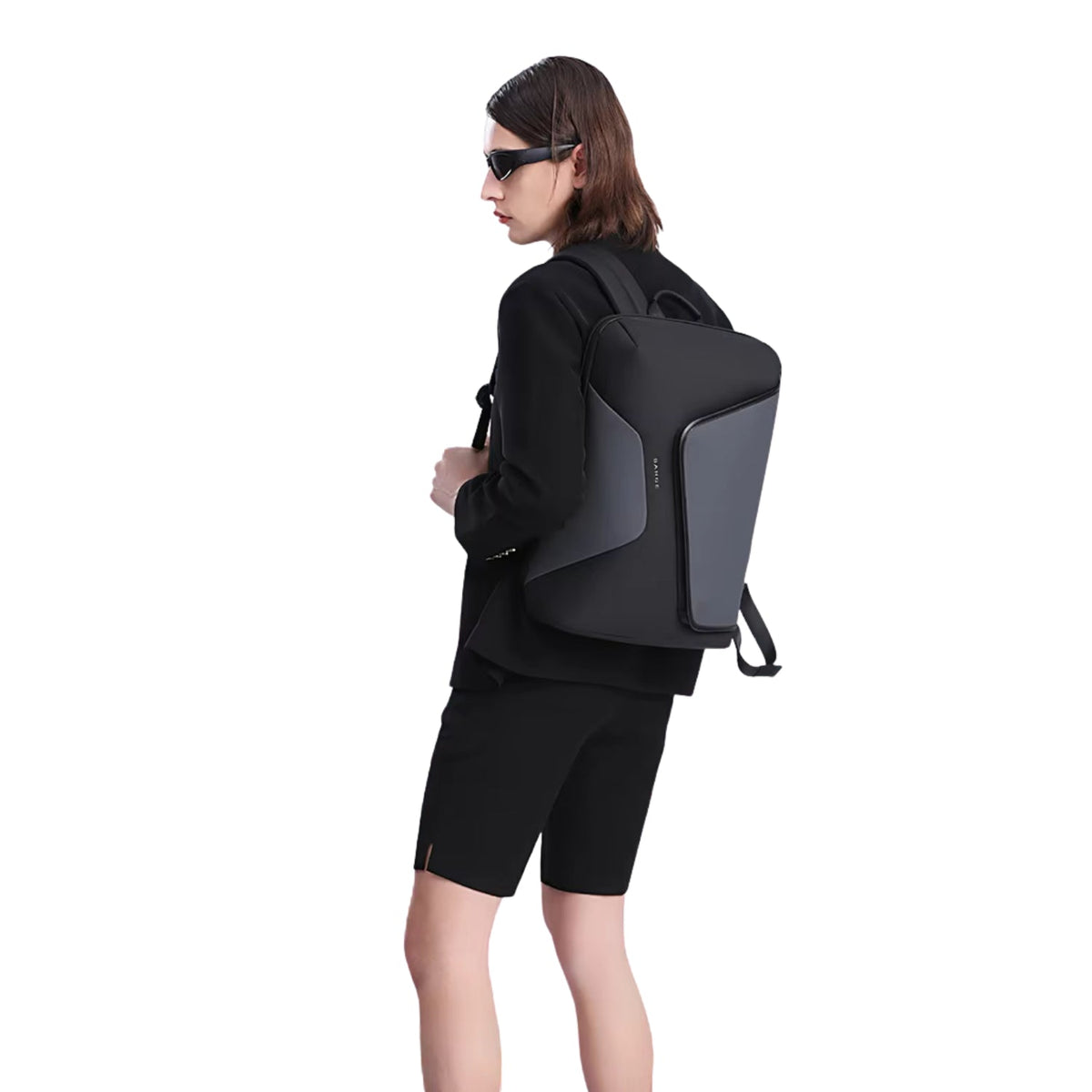 Mochila inteligente Business Edition en una persona