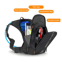 Mochila inteligente con bolsa de hidratación con objetos que caben dentro