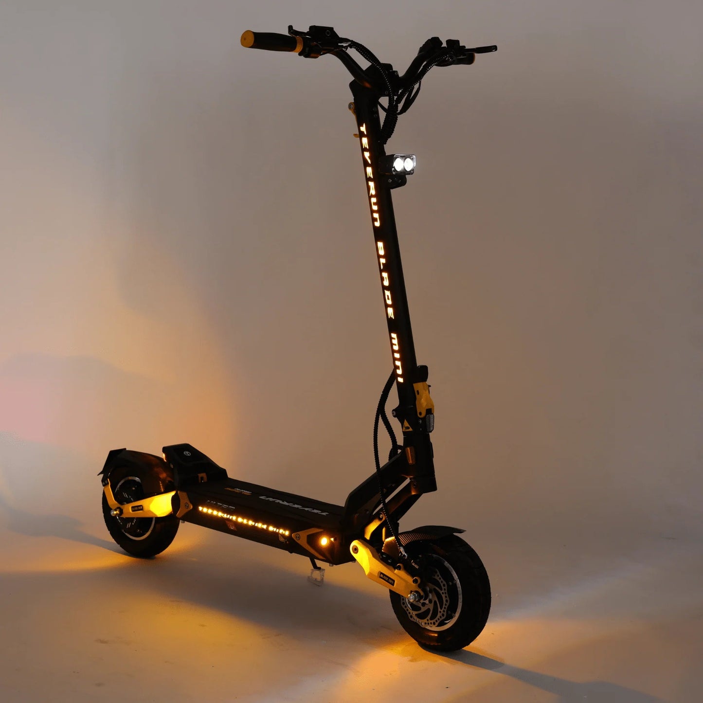 TEVERUN HOJA MINI ULTRA V4 - Patinete eléctrico - Tienda de ruedas