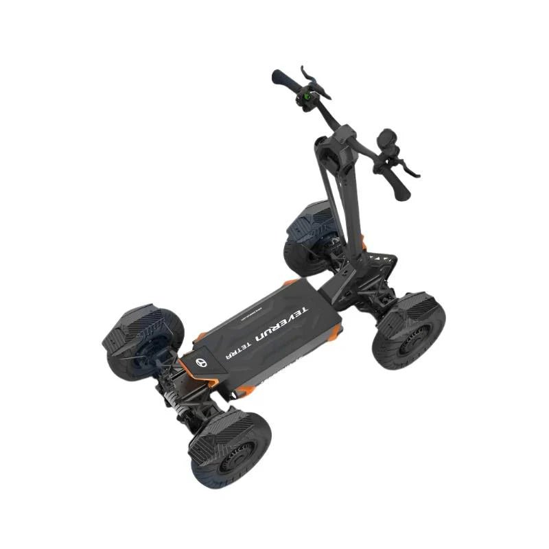 Patinete eléctrico TEVERUN TETRA en vista frontal en ángulo