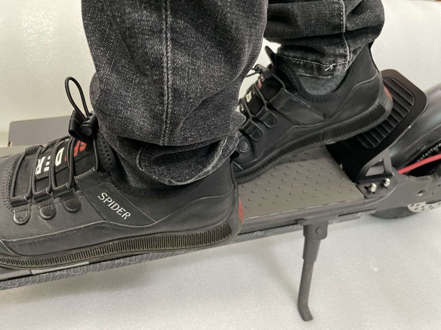 Reposapiés inteligente Monorim - Accesorios - Tienda de ruedas